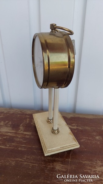 Prim table copper clock