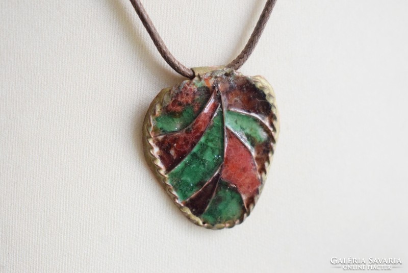 Necklace hippy style leather and fire enamel leaf 48 cm, 4 cm pendant