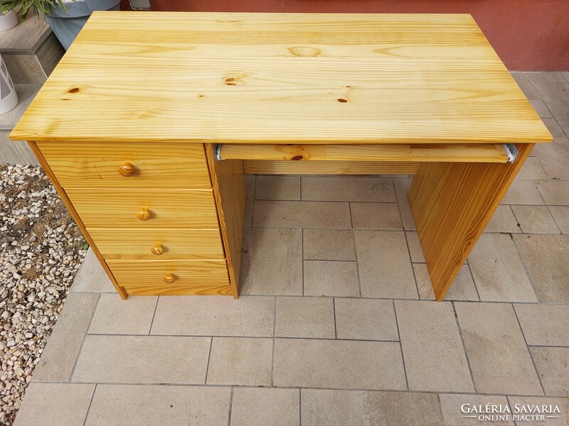 For sale is a 4-drawer pine desk with pull-out shelf. Furniture is beautiful, in like-new condition. Dimensions: 1