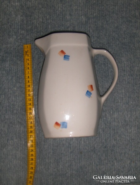 Korean porcelain water jug (23)