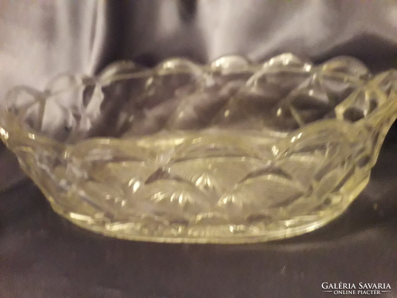 Old, polished, beautiful oval-shaped glass offering, 17x12x6 cm, flawless.