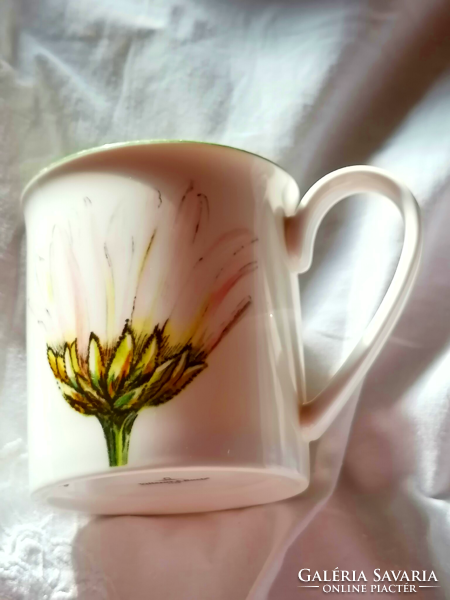 Villeroy & boch flora flower decorated tea mug from the hause & garden collection