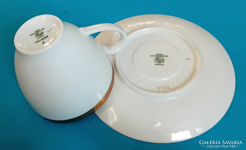 From the Hutschenreuther tea set: milk pouring plates with sugar