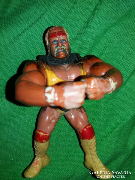 Quality 1992.Wwe wrestling titan sport pankrator lifelike 12 cm action figure according to the pictures 4.