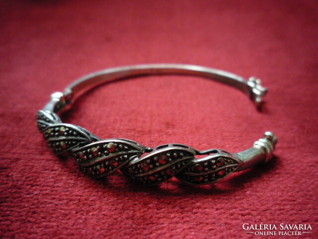 Silver bracelet with marcasite 32990/7