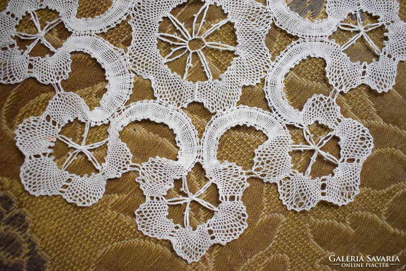 Beaten lace, needlework decorative tablecloth, 23.5 cm