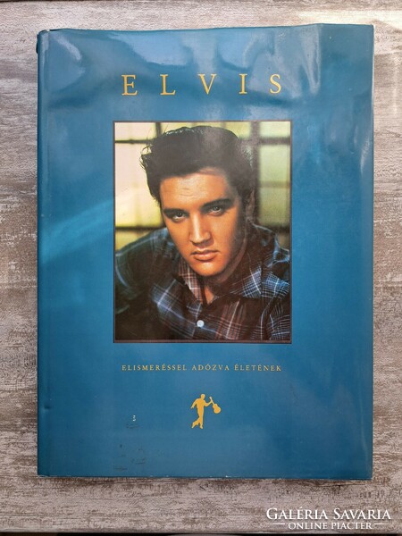 Elvis presley book