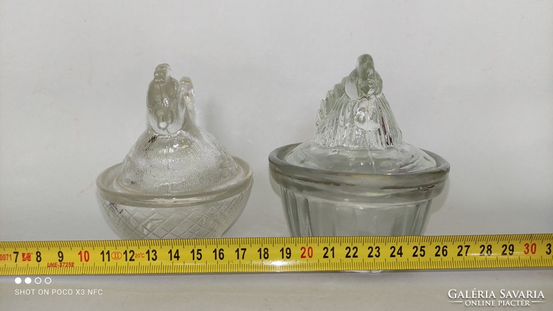 Two pieces of figural hen shape with a glass lid storage chicken butter holder