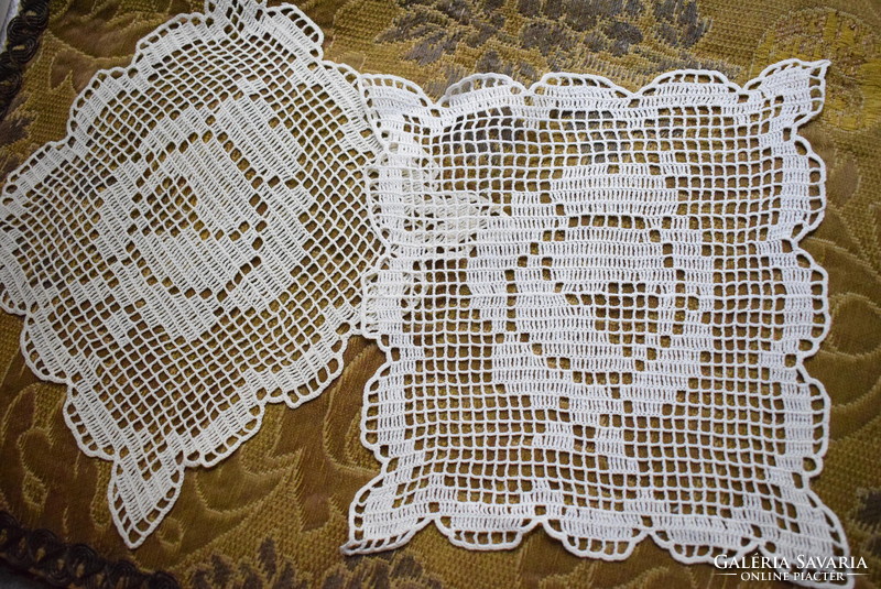 Crocheted lace, needlework decoration tablecloth, 20 x 20 cm in pairs, rose pattern