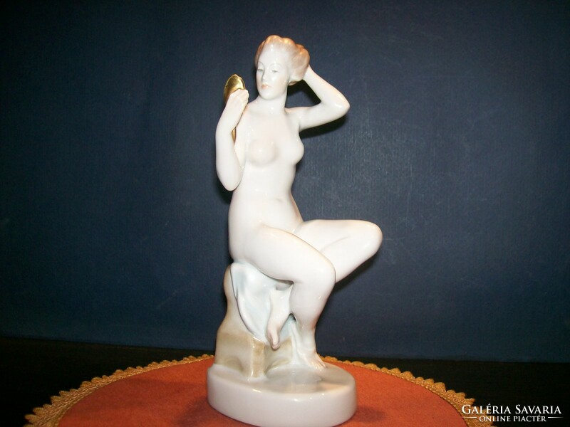 Herend nude figure 20 cm high is a very beautiful flawless piece.