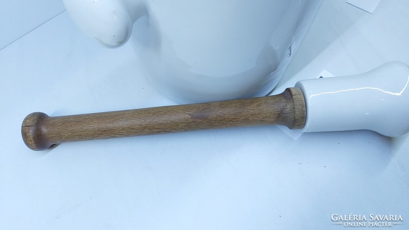 Antique large porcelain mortar and pestle - drasche