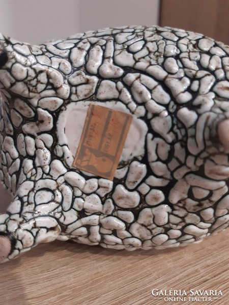 Gorka Géza kerámia kos, szobor kínáló asztalközép