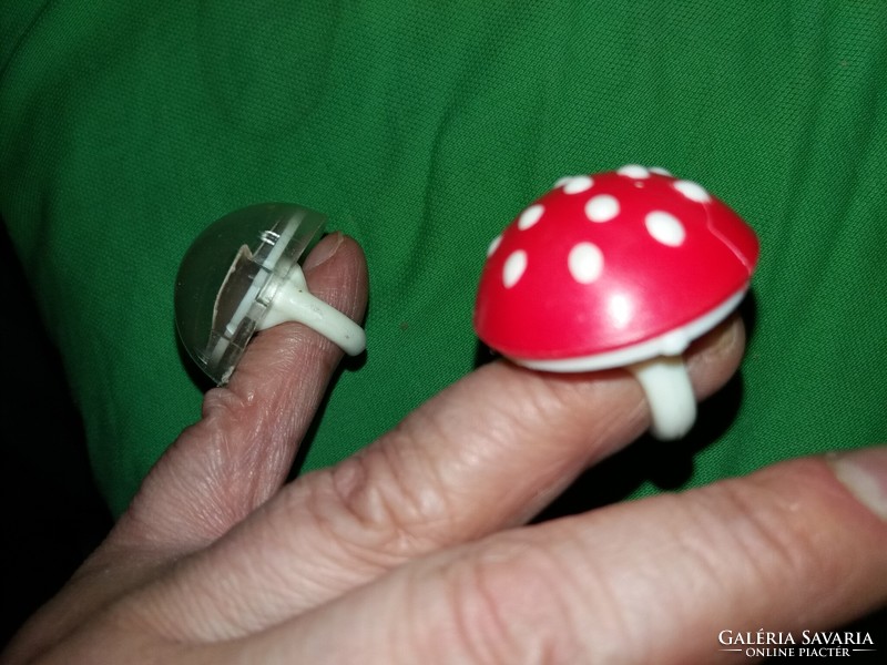 Trafikáru bazaar goods Hungarian plastics figural mushroom ring + ball skill set as shown in the pictures