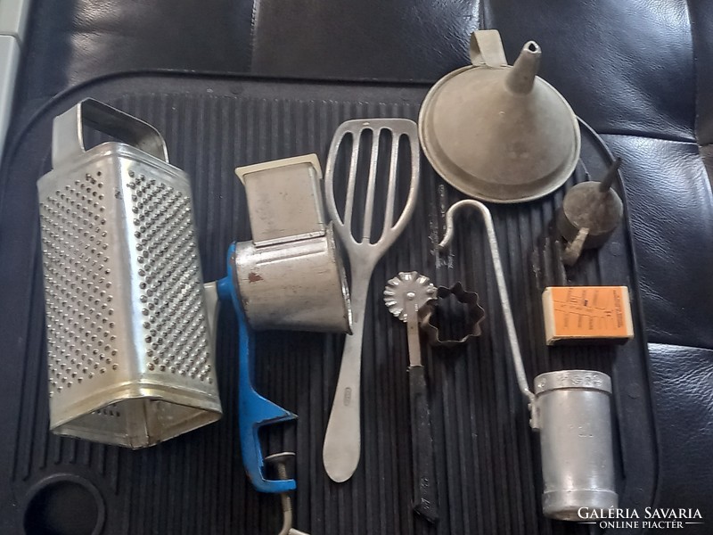 Midcentury kitchen items/kitchen tools from the Hungarian 70s