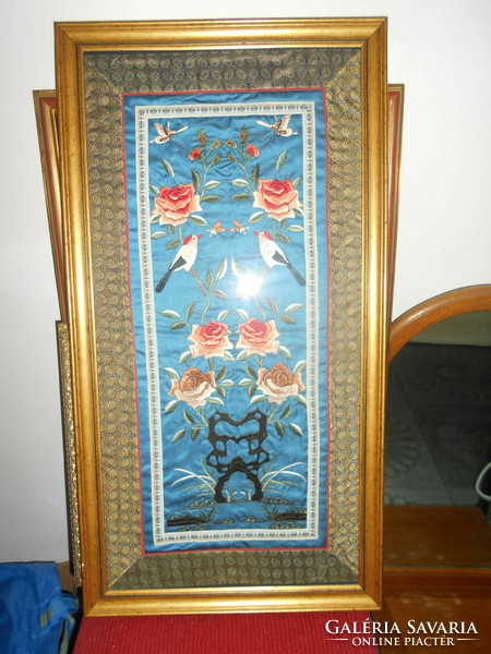 Kínai selyem hímzés keretezve  71 cm X 38 cm
