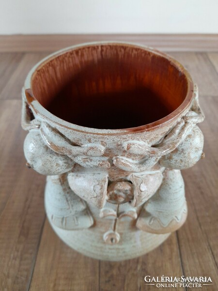 Slightly pink ceramic vase, ester chain