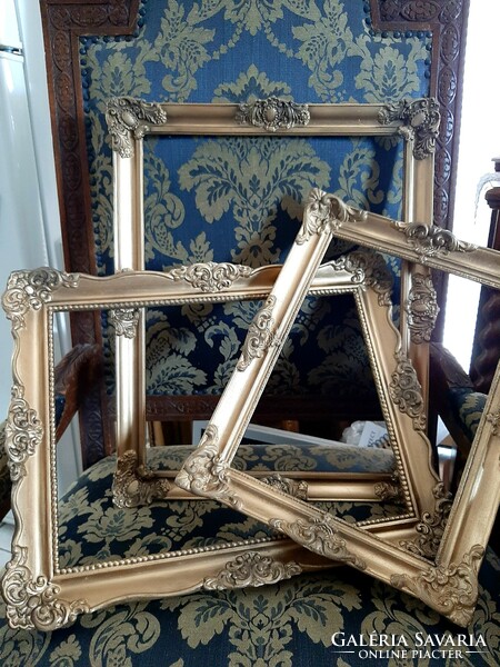 3 antique baroque blondel frames together, in good condition