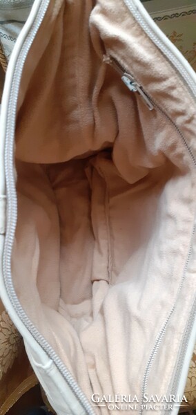 Enny Italian women's leather bag..38X26x13 cm
