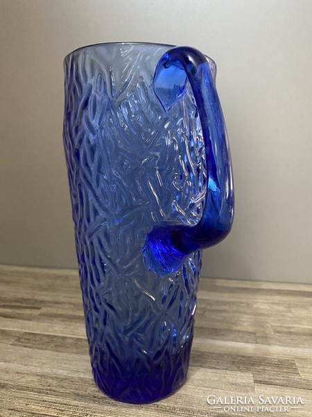 Glass pouring jug