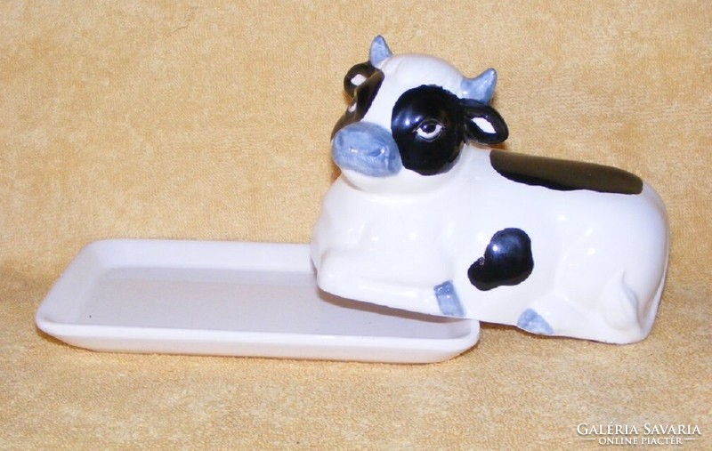 Boci porcelain butter holder, cheese holder