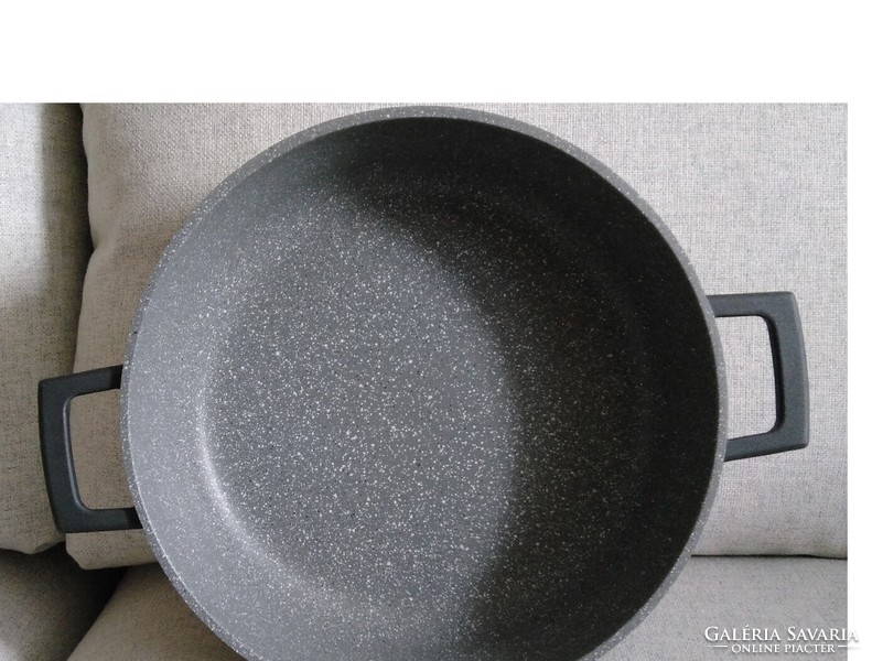 Non-stick casserole edény 4 literes - indukciós főzőlapra is