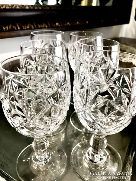 New perfect set of 6 crystal glasses