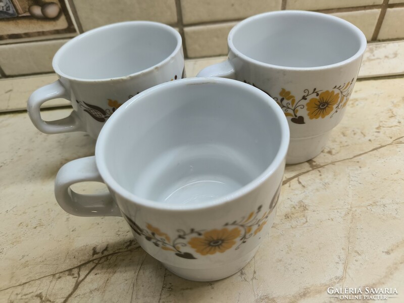 Alföldi porcelán rakásolható  virágos csésze, bögre, pohár 3 db eladó!