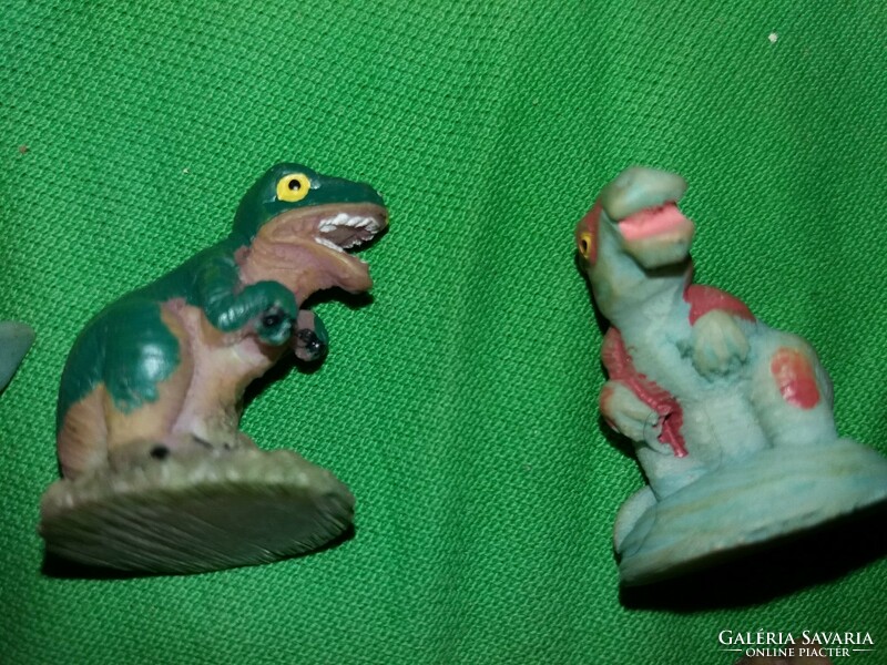 Retro pici Dinoszaurusz biszkvit figurák gyűjteménye 9 db egyben AKÁR TÁRSAS BÁBUK a képek szerint