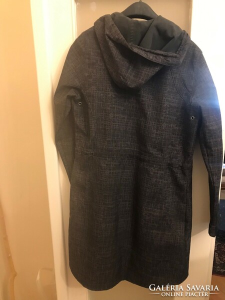 Transitional, hooded, long women's jacket, barely used. Gray-black, front zipper, velcro sleeves.