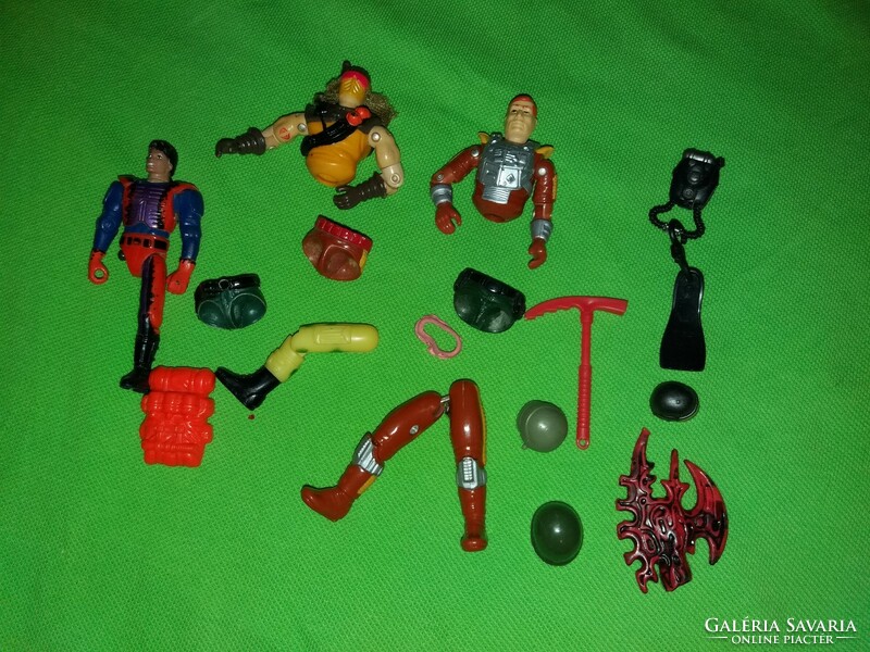 Retro G.I. Joe figures parts in one - action figure with rare pieces according to the pictures