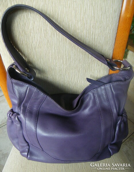 Globus purple leather bag!