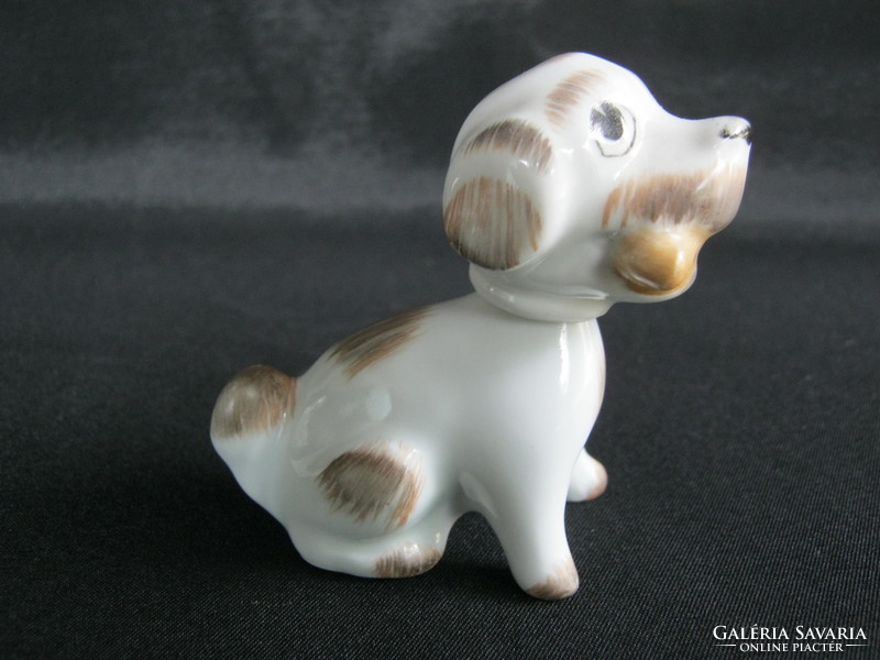 Aquincum porcelain moving head dog