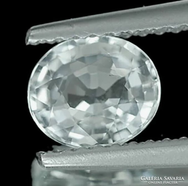 EXTRÉM SZÉP! VALÓDI, 100% TERM. LIGHT BLUE AKVAMARIN DRÁGAKŐ 0,83ct (VVS) ÉRTÉKE: 45.700,-Ft!