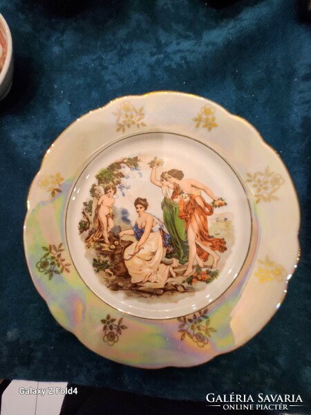 Porcelain ornament plate