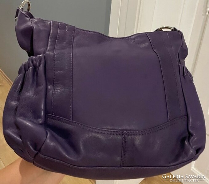 Globus purple leather bag!