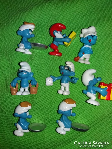 Collectable Kinder Surprise Huppies Dwarf Blue Rubber Figures 8 pcs in one according to the pictures 1.