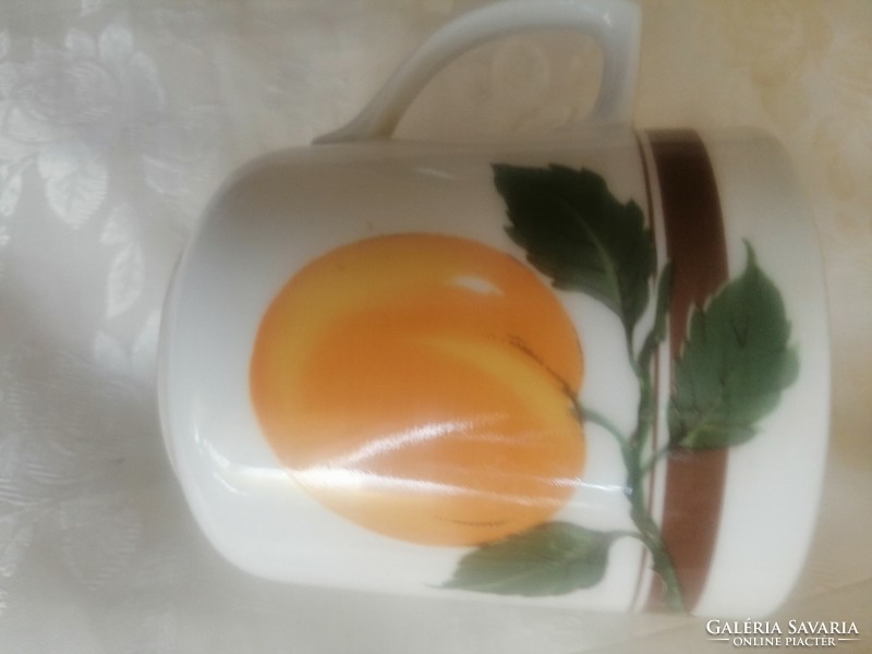 Czechoslovakian peach cup collectors