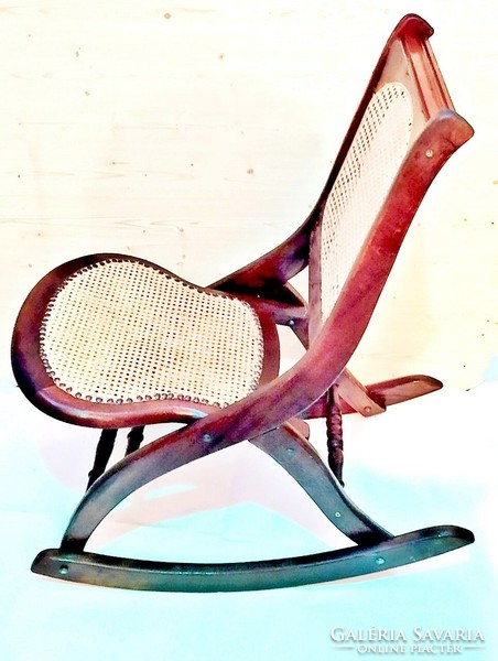 Antique rocking chair, foldable up to 70 kg, very rare