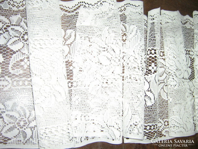 Charming vintage style curtain lace 7 meters