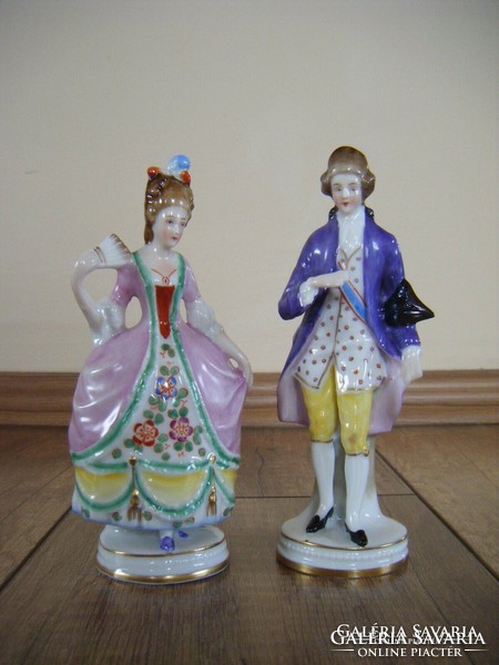 Antik Altwien porcelán barokk pár