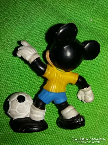 Retro traffic goods marked disney - schleich / bullyland mickey mouse playing soccer rubber figure according to the pictures