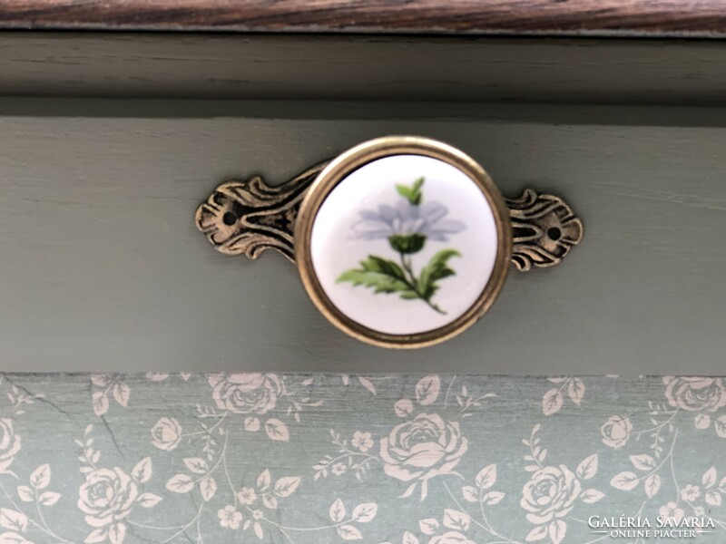 Vintage shoe chest with porcelain handle