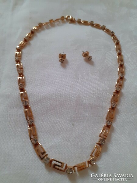 Gold-colored, Greek-patterned avon necklace with earrings