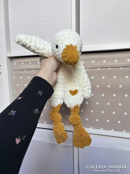 Crocheted plush goose sleeper