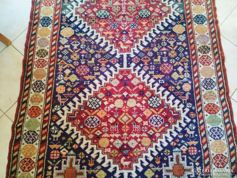 Caucasian shirvan carpet with animal motifs - 120x260 cm