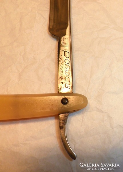 Old barbed razor ii., From the collection.