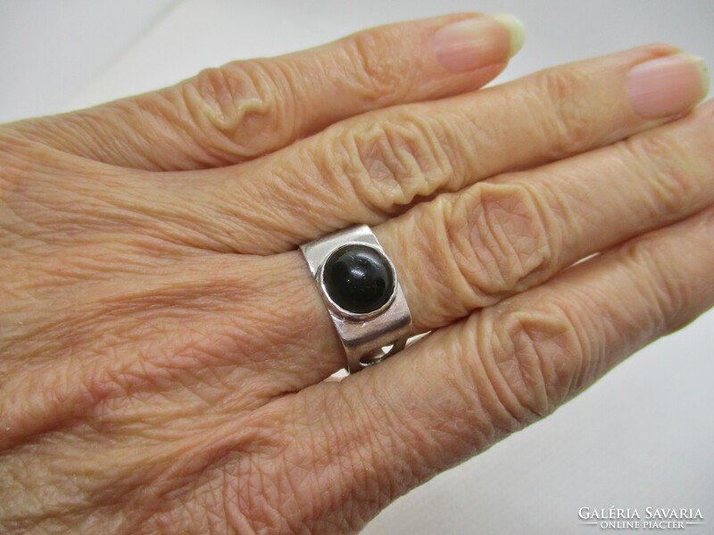 Beautiful old art deco onyx stone silver ring