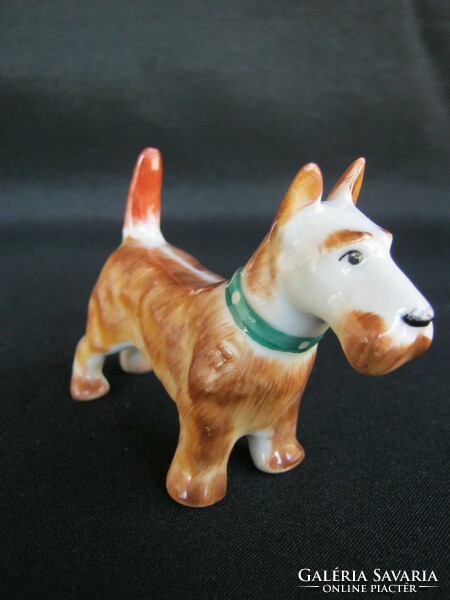 Aquincum porcelain dog