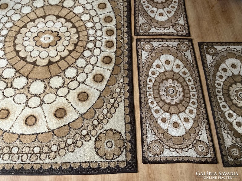 Retro rug with retro pattern