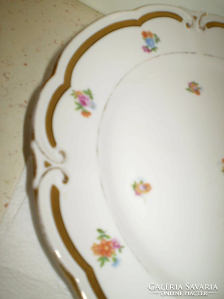 ILMENAU CARMEN C2036 porcelán szegélyezett virágos tányér kínáló